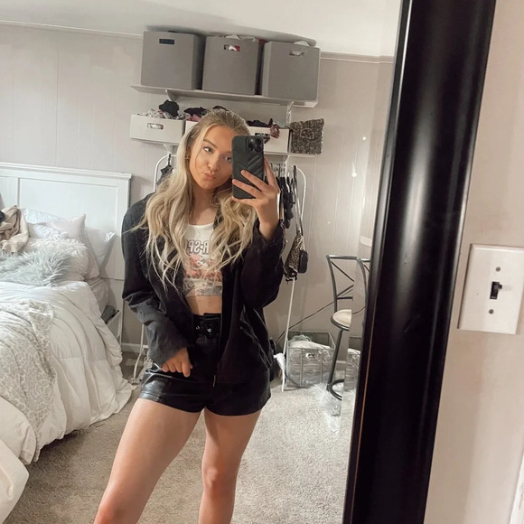 GAP black light jacket L - Picture 1 of 15